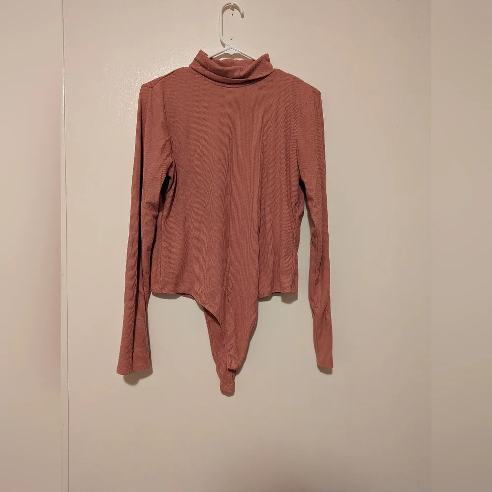 WAYF Women's Pink Turtleneck Long Sleeve Body Suit Size Large